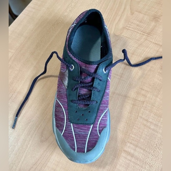 Bzees Shoes running tennis woman’s size 9.5 athletic lightweight - Picture 3 of 6